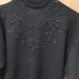 Meister black ski sweater embroidered solid, wool blend, sz L